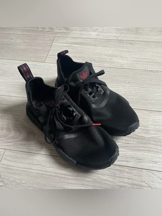Adidas NMD R1 - Picture 1 of 7